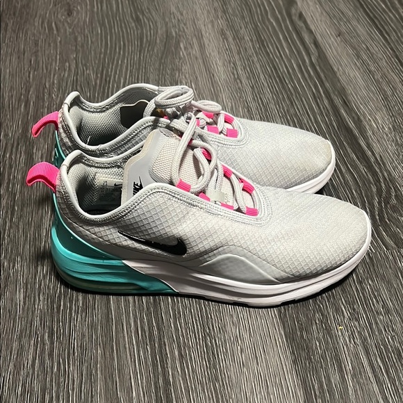 Nike Gray and Pink Sneakers with Breathable Upper - Picture 4 of 6
